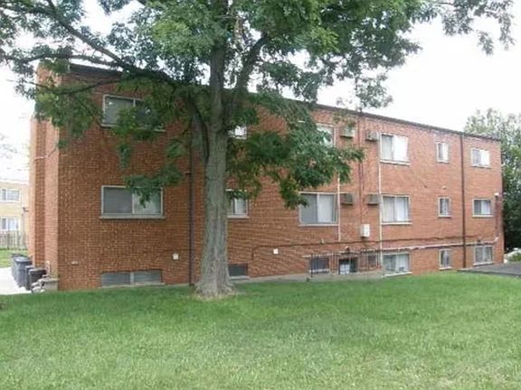 2nd image of 4157 Harrison Ave APT 5
