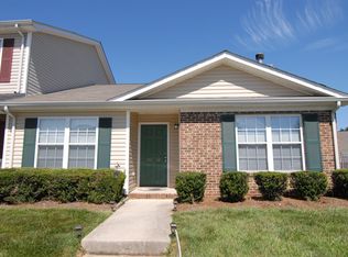 800 Remount Ct Unit 32, Greensboro, NC 27409