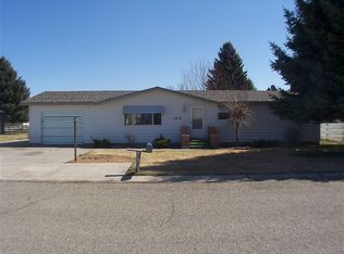 1818 Whipkey St, Gooding, ID 83330