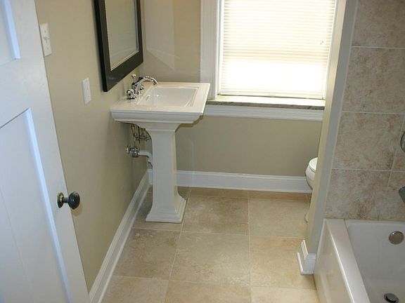 5th image of 6041 Waterman Blvd APT 3W