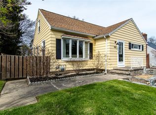 416 Pattonwood Dr, Rochester, NY 14617