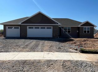 4509 Paul Ct, Green Bay, WI 54313