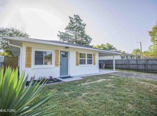 1712 Vada Cir, Knoxville, TN 37912