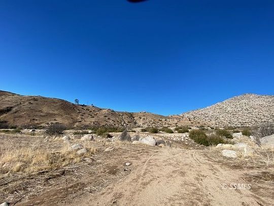 4th image of Mar Vista Dr