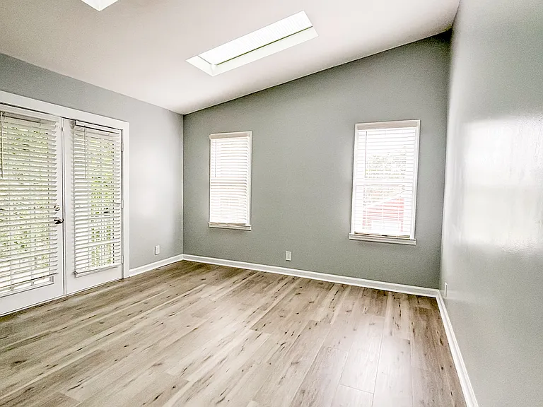 3137 Parthenon Ave #2 — Photo 2