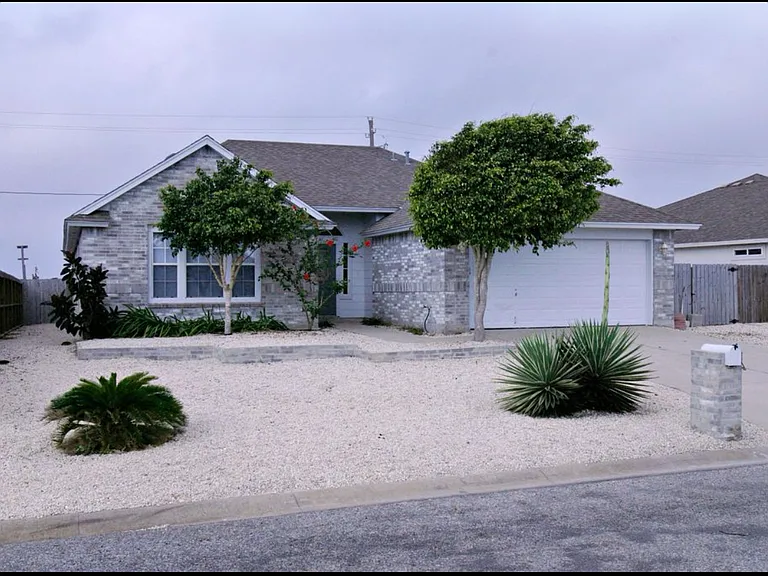 14033 Coquina Bay Ave — Photo 1