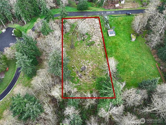 2nd image of 4604 Cedar Hill Road