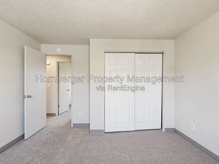 1721 N Glenn Rd — Photo 9