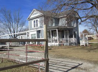 712 Iowa Ave, College Springs, IA 51637