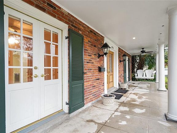 4th image of 4016 Metairie Ct