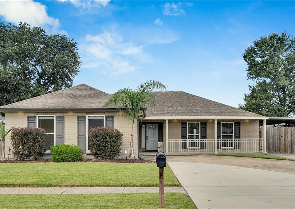 1st image of 4708 Red Oak Dr
