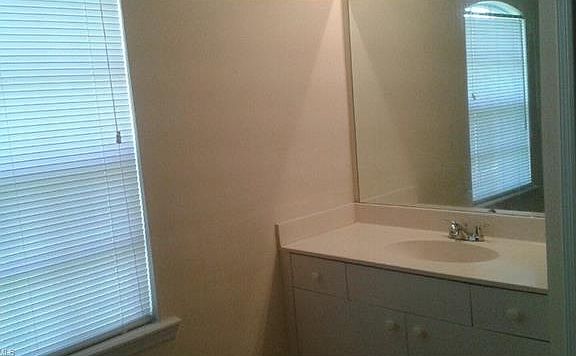 4th image of 3415 17th St W