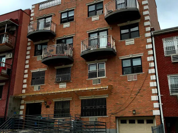 4040 68th St APT 1A, Flushing, NY 11377