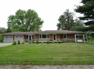 10760 Wolf Ln, Mount Vernon, IN 47620