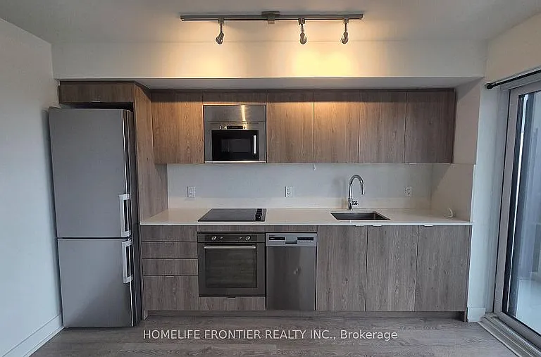 5 Mabelle Ave #1527 — Photo 3