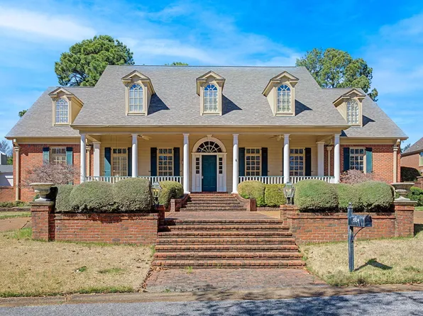 8704 Windrush Dr, Memphis, TN 38125