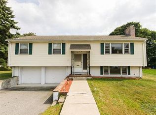 41 Quimby Ave, Woburn, MA 01801