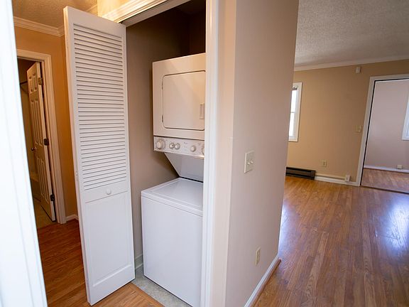 In Unit Stack-able Washer and Dryer