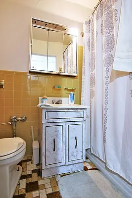 Rented by JK Dansar Corp | media 7