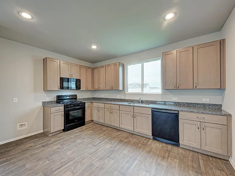158 Daylily Dr — Photo 12