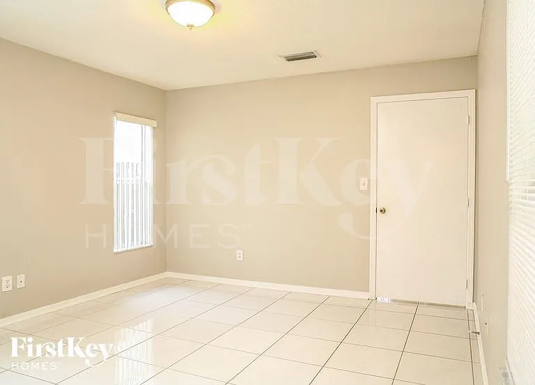 14842 SW 171st Ter — Photo 9