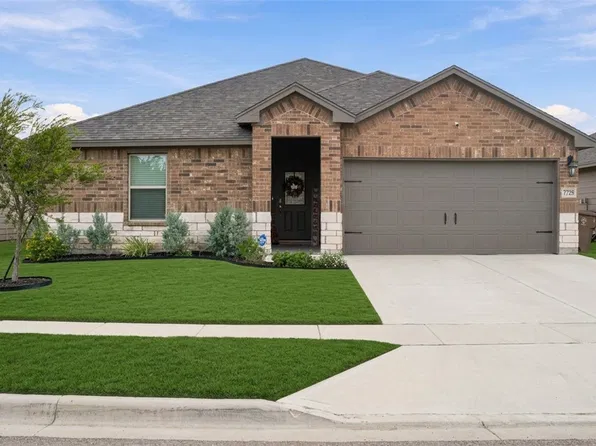 7729 Bullrider Dr, Corpus Christi, TX 78414