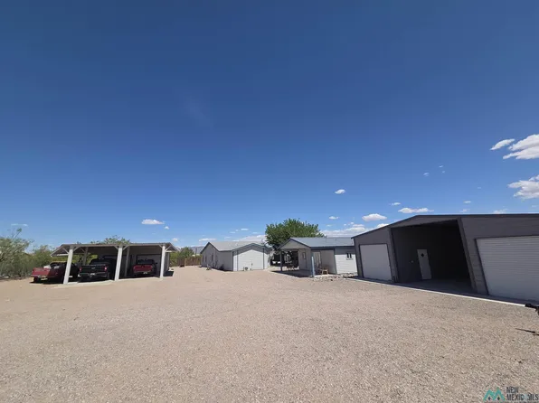 407 Bass Rd, Elephant Butte, NM 87935