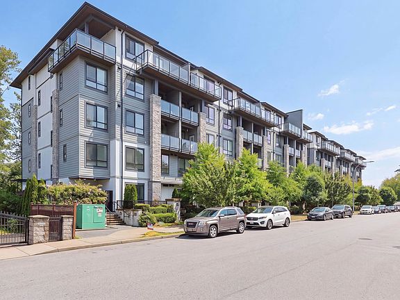 3rd image of 15351 101st Ave #116