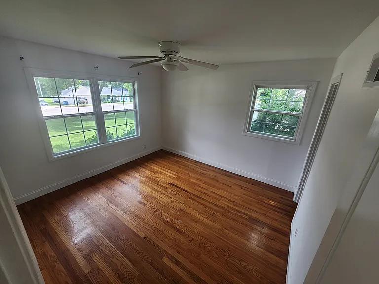 213 Ramsey Ln — Photo 8