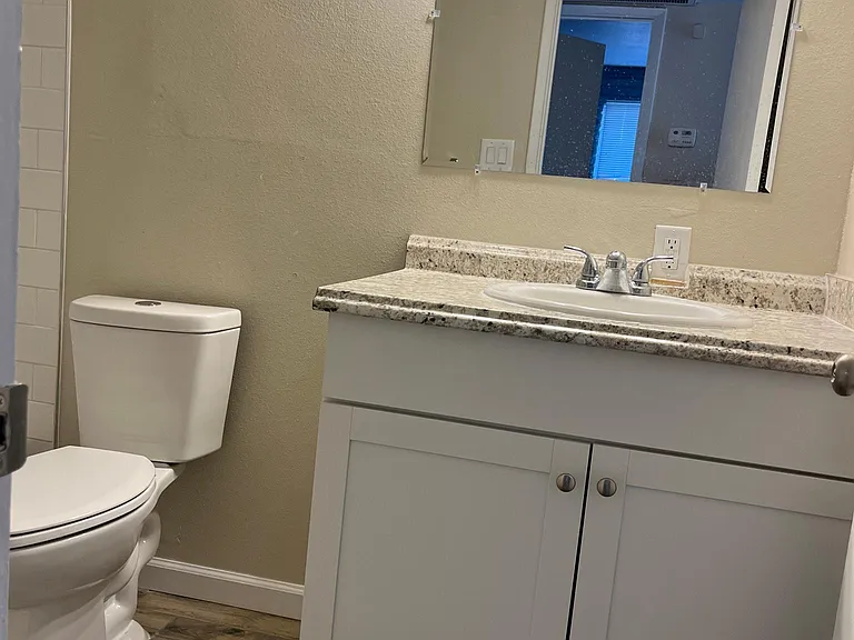 3509 S Avenue A #10 — Photo 10