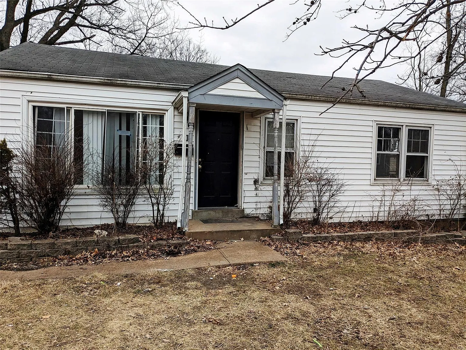 430 Jehling Dr photo 1