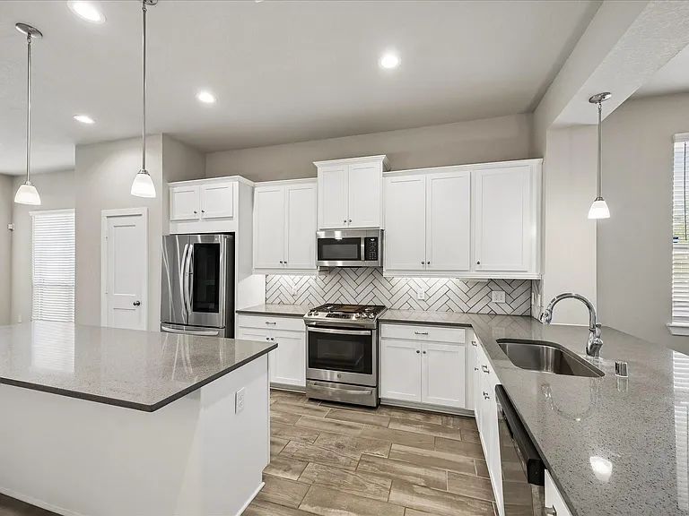 7043 Coneflower Creek Ct — Photo 6