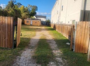 320 Thornton Rd, Houston, TX 77018