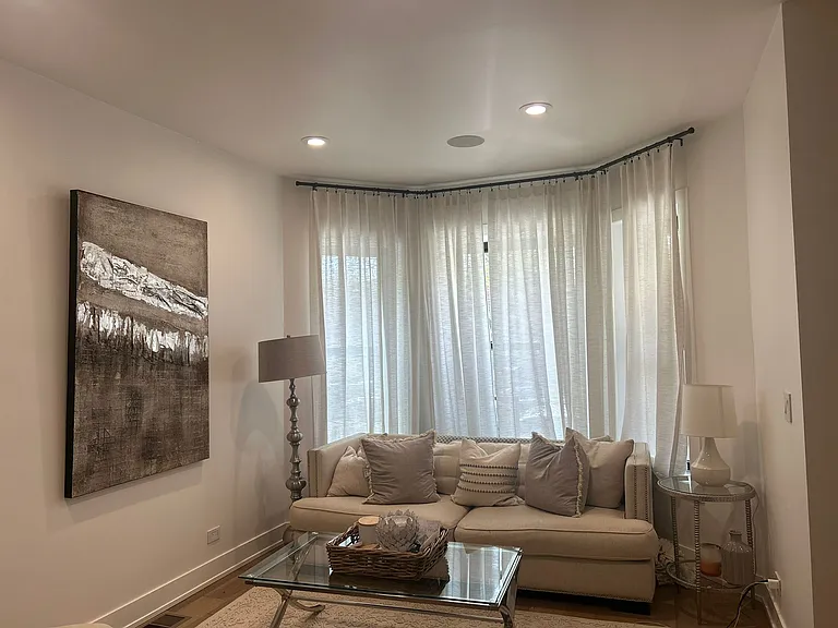 5333 S Maryland Ave #1 — Photo 6