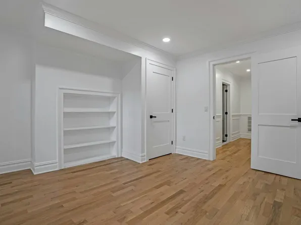 52 Brinkerhoff Street image 39 of 39