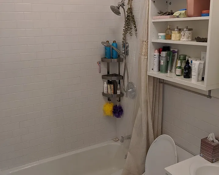 684 De Graw St #1 — Photo 17