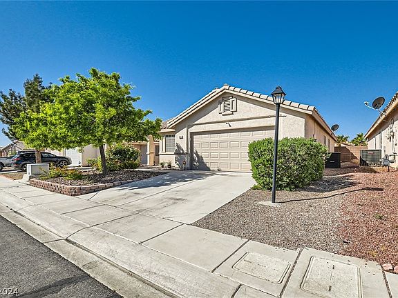 2nd image of 5013 Paradise Harbor Pl