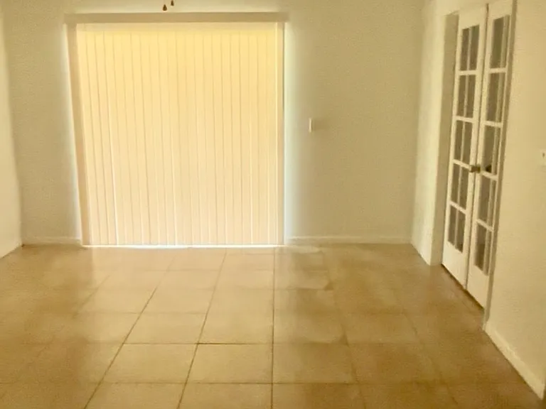 5172 Leeds Rd #5172 — Photo 4