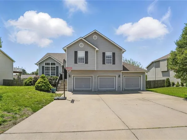 3611 NW 87th St, Kansas City, MO 64154