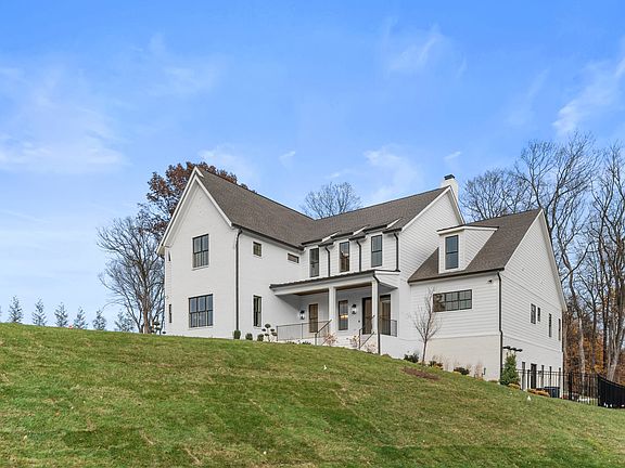 2nd image of 1636 Champagne Ct Lot 171
