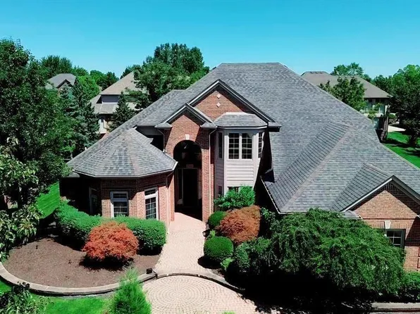 7301 Vista Dr, Shelby Township, MI 48316