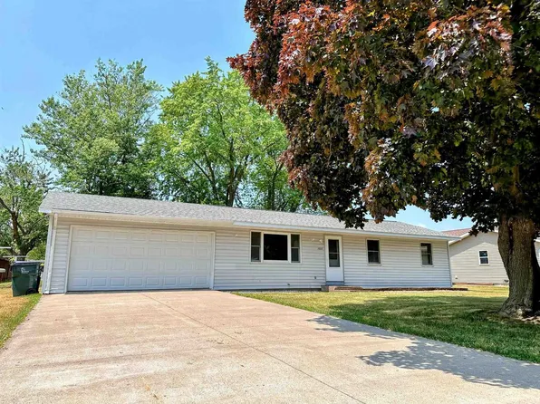 1007 South 15th Street, Prairie Du Chien, WI 53821