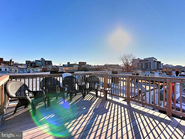 314 S Bouldin St — Photo 23