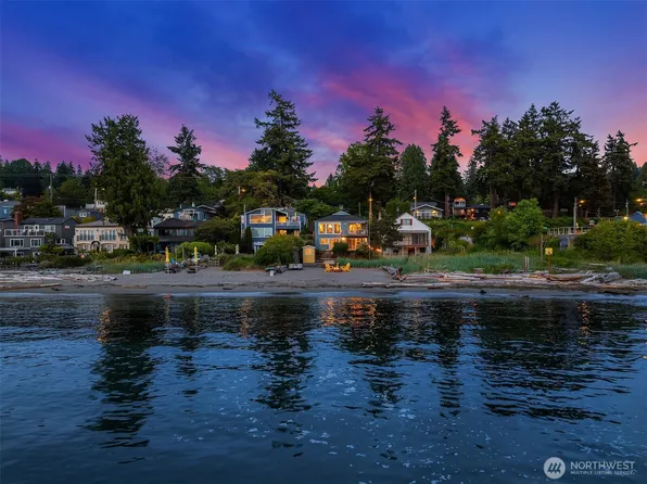 8917 Fauntleroy Way SW, Seattle, WA 98136
