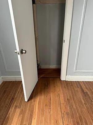 Rented by BRICK & GALO REALTY CORP | media 13