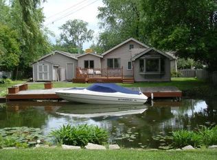 1400 Bamford Dr, Waterford, MI