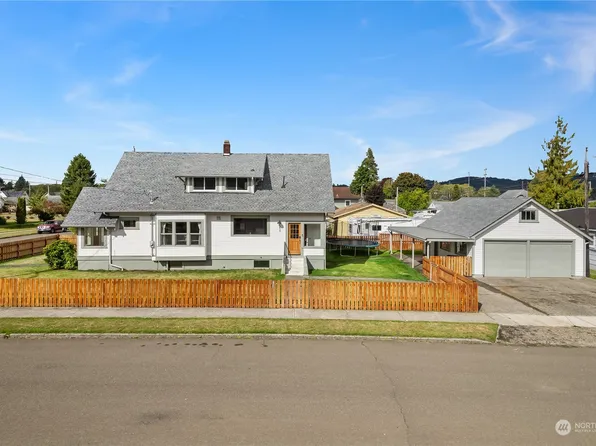 1233 3rd Street, Cosmopolis, WA 98537