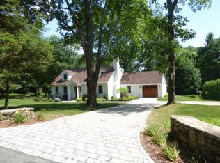 149 Wykeham Rd, Washington, CT 06793