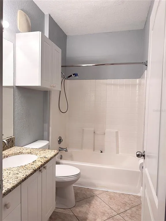 2 bed, 2.0 bath, 1350 sqft, $2,500 — Photo 3