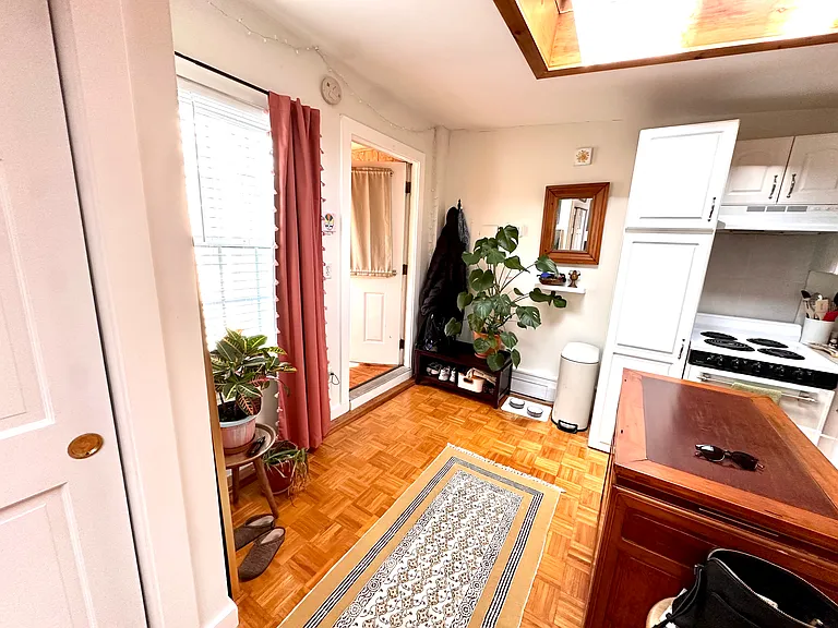 15 Oakland St #1/2 — Photo 15